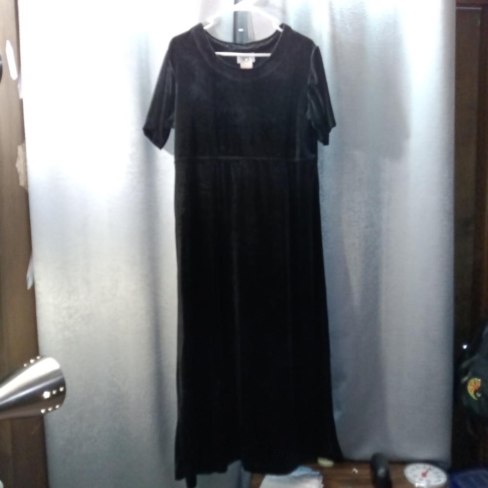 Black Velvet Dress